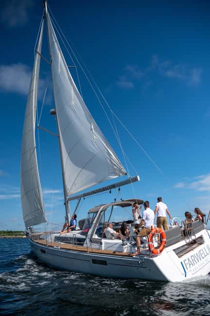 Halifax: Sunset Wine and Cheese Sailboat Cruise - What to pack for a comfortable sunset on the water