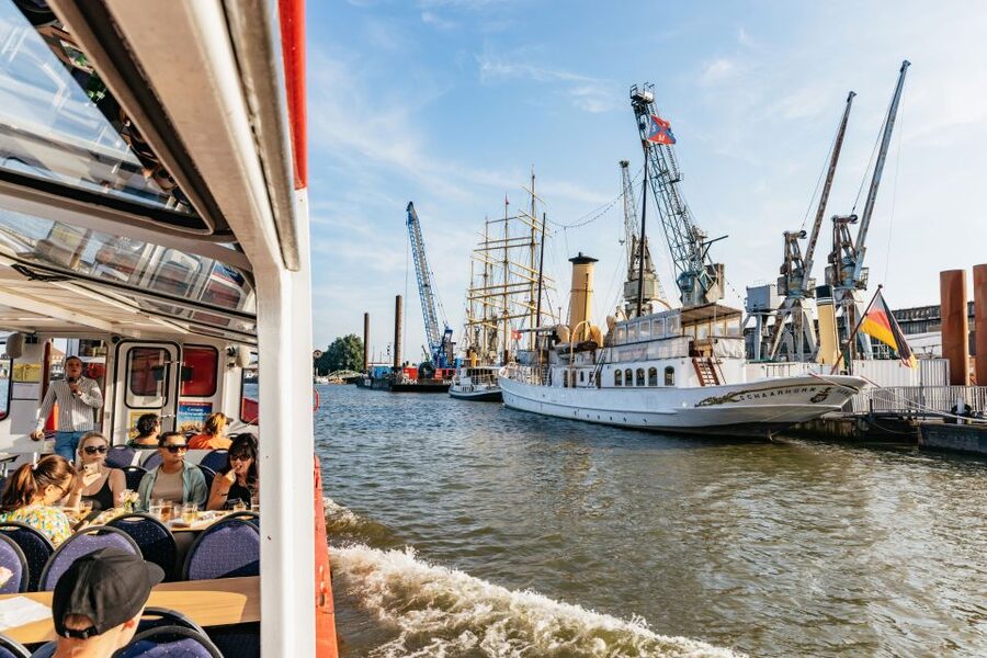 Hamburg: Harbor Cruise with Wine and Cheese - Speicherstadt by Tide: The UNESCO Area May Be Part of Your Trip