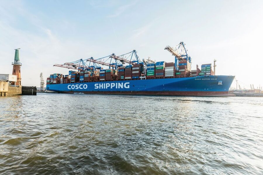 Hamburg: Harbor Cruise with Wine and Cheese - The Wine and Cheese: What the Service Feels Like