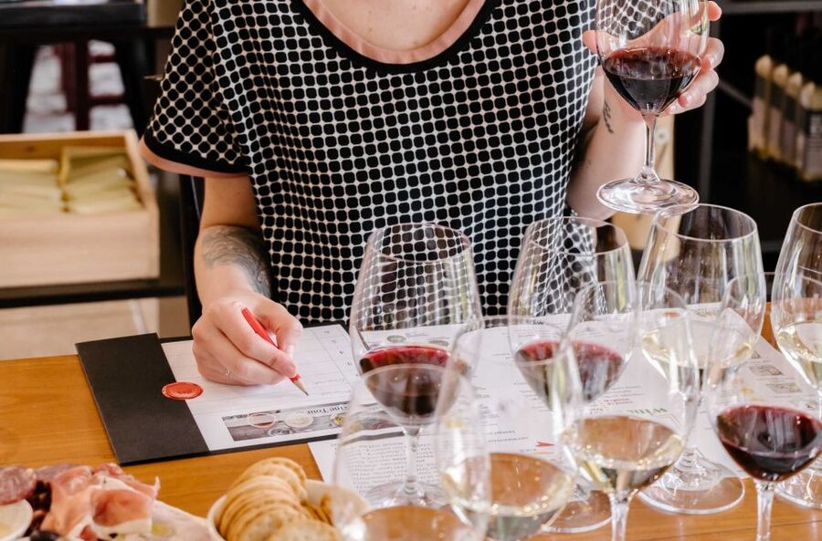 Hunter Valley: Tulloch Wines Mystery Wine & Cheese Tasting - Timing tip that matters: don’t pick the last slot