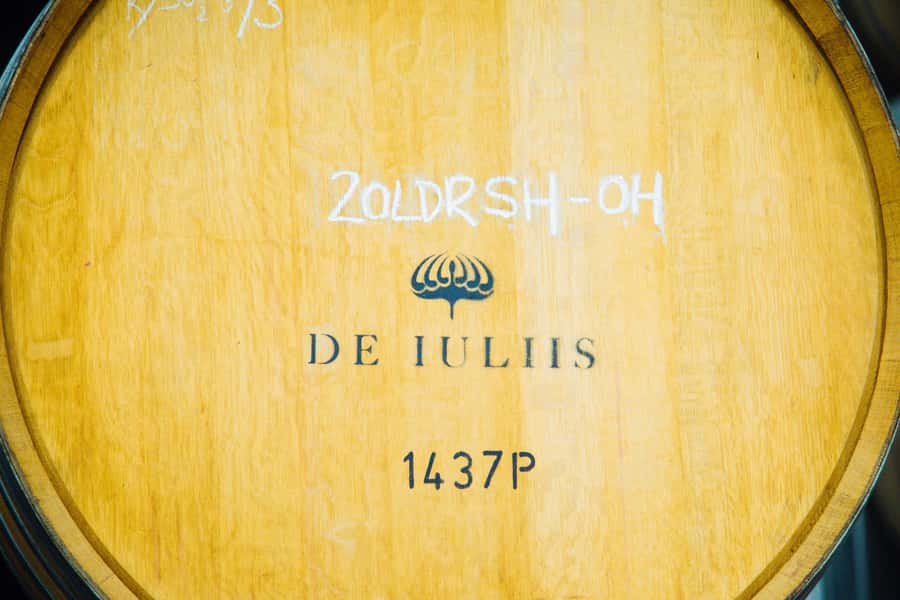 Hunter Valley: Wine, Spirits, and Cheese Tour with Lunch - Spirits in test tubes: the fun part, with real guidance