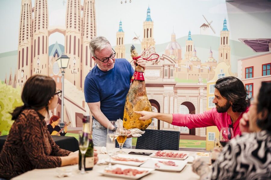 Jamón Experience Master Plus: Ham, Wine & Cheese Tasting - Seven Hams: How the Pig, Feed, and Curing Shift Flavor