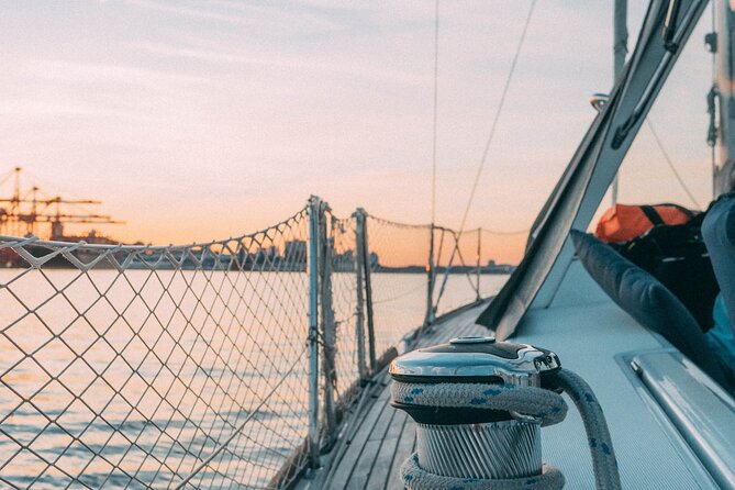 JFarwell Sunset Wine and Cheese Yacht Sailing - Who runs the boat matters: crew energy and pacing