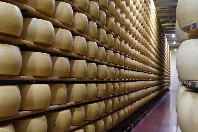 Journey through Italian Cheese - The 5-cheese platter: what to look for beyond the first bite