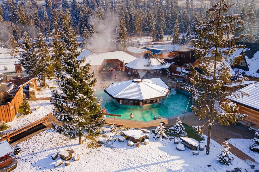 Krakow: Zakopane Cable Car, Vodka, Cheese & Hot Springs Tour - Gubałówka cable car: the viewpoint portion you’ll actually remember