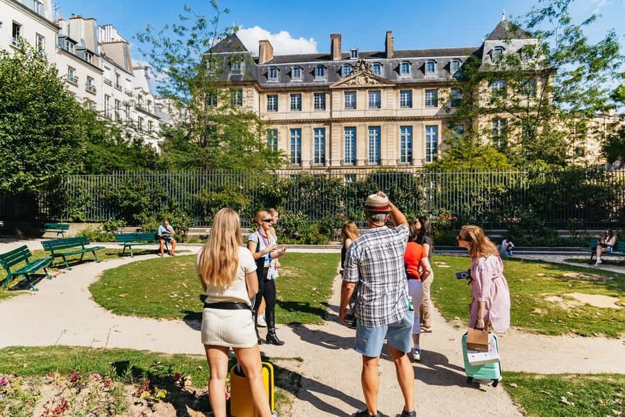 Le Marais Walking Food Tour with Cheese, Wine & Pastries - Key takeaways before you go