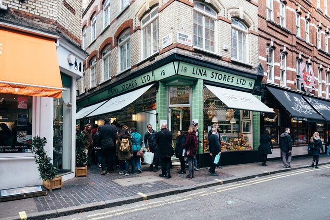 London Cheese Crawl & Walking Tour - Covent Garden finale: finishing strong with baked comfort
