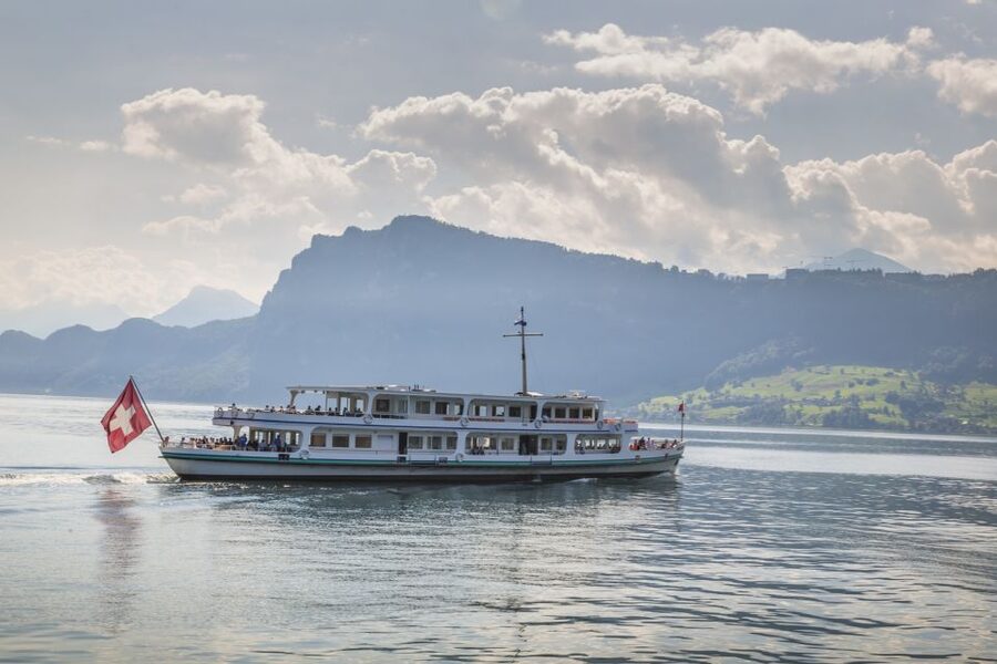 Lucerne: Walking and Boat Tour with Cheese & Wine Tasting - Walking tour timing: 2 to 3.5 hours and what that means for your plan