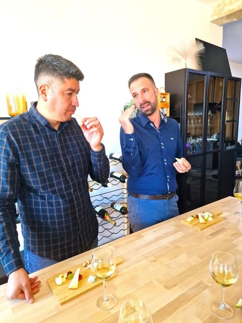Madrid: cheese tasting with wine pairing. - What to Watch For During the Tasting