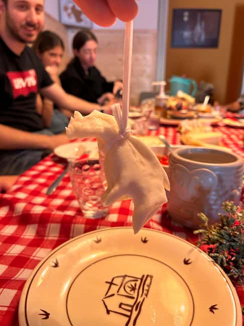 Matera: Mozzarella and Cheese tasting with a Cheesemaker - The cheese tasting lineup: fresh to matured in a logical order