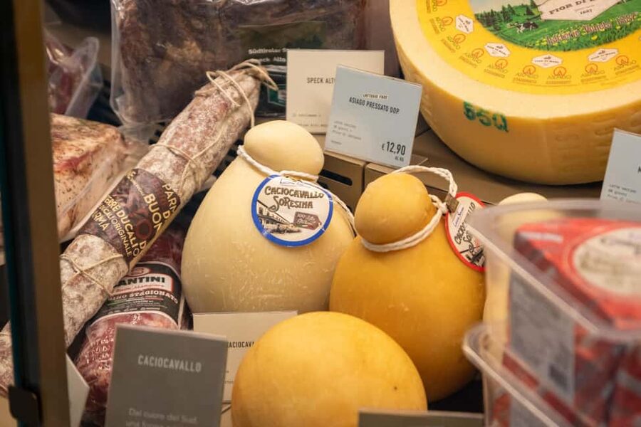 Milan: Cheese tasting experience at Gòodurie Soresina - Your 1.5-hour flow: what happens from arrival to last sip