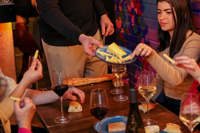 Montmartre Food Tour: The Most Complete Paris Food Experience - The Sit-Down Lunch: Beef Bourguignon, Oysters, Cheese, and Sweets