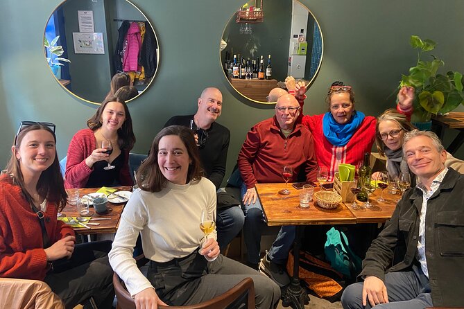 Natural Wine Tasting with Cheese Pairings in Paris - Why this natural wine evening works so well in Paris
