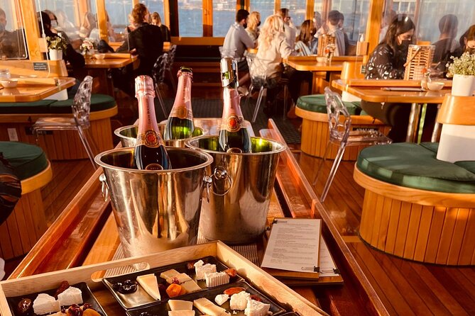 New York City Champagne, Cheese, Caviar & Sightseeing Cruise - The host and crowd feel: fun, friendly, and not too intense