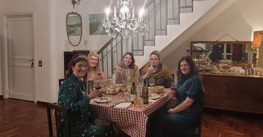 Palermo: 2-Hour Sicilian Cheese and Wine Tasting Tour - Inside a 16th-century home near Vucciria