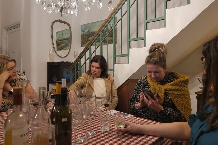 Palermo: 2-Hour Sicilian Cheese and Wine Tasting Tour - The meeting point: easy to find, but show up ready