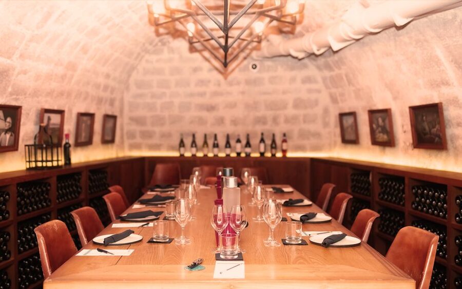 Paris: Apéro Wine and Cheese Tasting Experience - Small group size: the hidden factor that changes everything