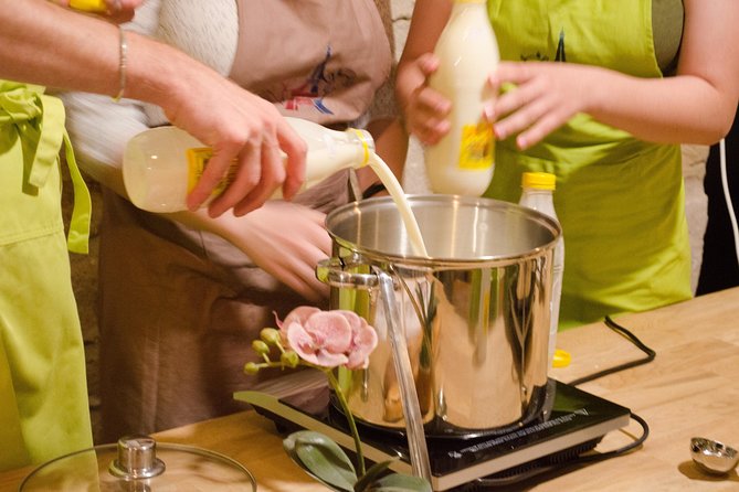 Paris Cheesemaking Workshop including Wine and Cheese Tasting with an Expert - Making cheese (and sometimes butter): the hands-on moment that people rave about