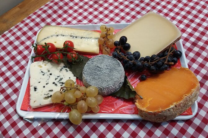 Paris Le Marais Food Tour With 10+ Tastings, Cheese, Wine & More - What you’ll actually eat and drink (and why it matters)