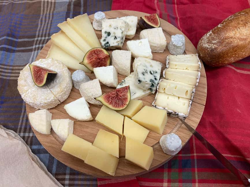 Paris Marais Bike Tour with Cheese & Sweet Tastings - Palais-Royal Finish: A Polished Ending for Hungry Cyclists