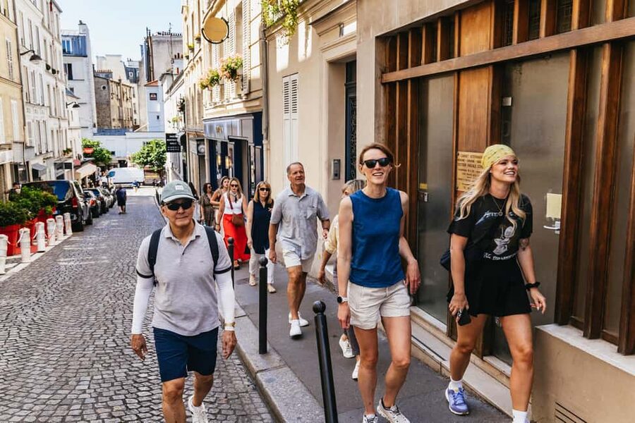Paris: Montmartre Cheese, Wine & Pastry Guided Walking Tour - Cheese, charcuterie, and French wine: what to pay attention to