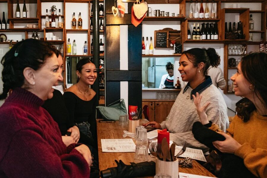Paris: No Diet Club - Winter Unlimited Cheese Tour ! - Guide Quality: What Makes the Dining Feel Personal