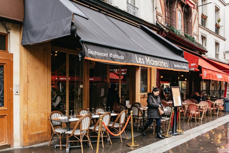 Paris: No Diet Club - Winter Unlimited Cheese Tour ! - The Raclette Cheese Wheel: How Unlimited Works Here