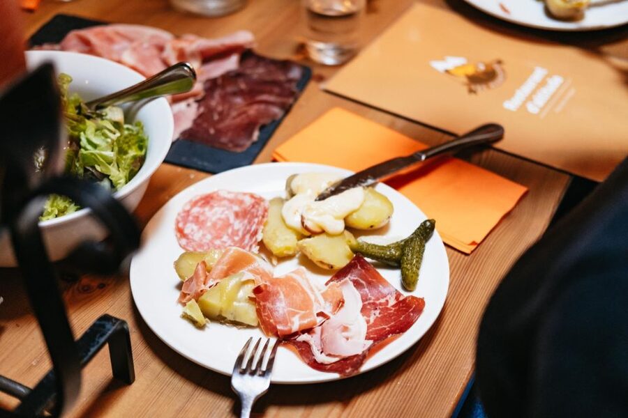 Paris: No Diet Club - Winter Unlimited Cheese Tour ! - Price and Value: Why $71 Usually Feels Reasonable