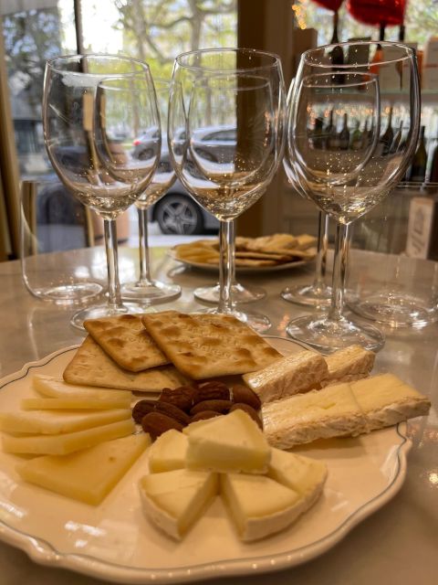 Paris: Tasting of 3 Wine and 3 Cheese - Should you book this Paris wine and cheese tasting?