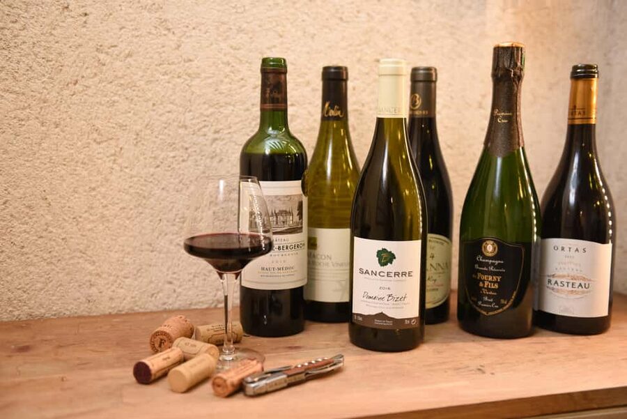 Paris: Wine and Cheese Pairing - Key things that make this wine and cheese tasting special