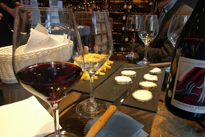 Paris Wine and Cheese Pairing Private Masterclass in a Bistrot - Four wine tastings and three cheeses: how the pairing teaches your palate