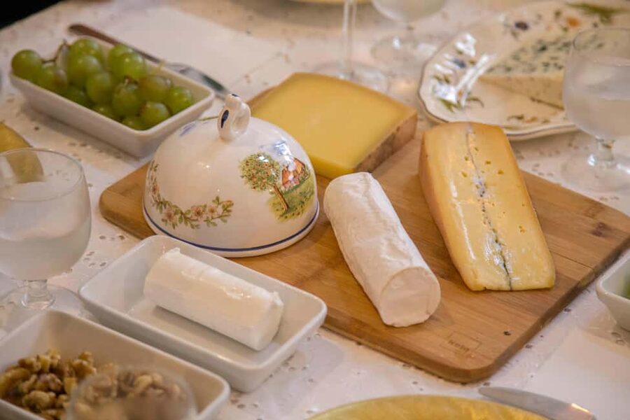 Paris: Wine and Cheese Tasting with a Chef Sommelier - Mouffetard Market Walk: how to shop and taste in the Latin Quarter