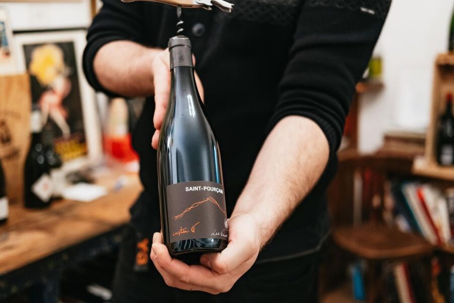 Paris: Wine Tasting Experience with 6 Wines and Cheese Board - How the Sommelier Turns Wine Into a Skill
