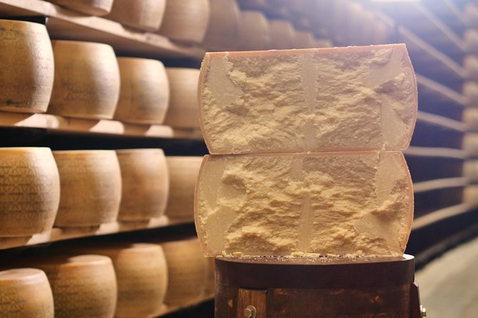 Parmigiano-Reggiano Cheese Factory Small group Tour From Parma - Key highlights at a glance