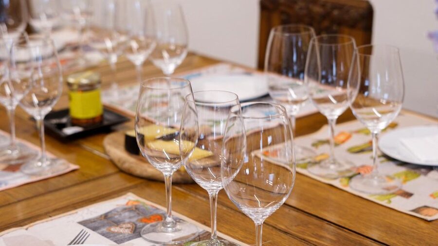 Porto: Cheese and Port Wine Tasting in a Unique Place - Quick Facts: What You’re Signing Up For in Porto