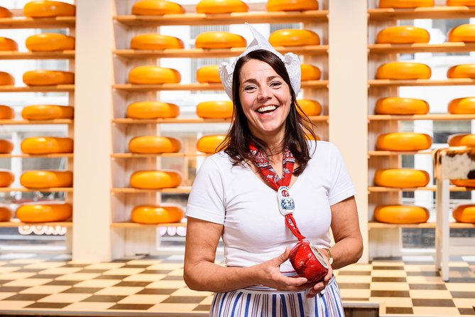 Premium Cheese Tasting with Wine and Beer Pairing - What you actually taste: 10 Gouda pieces plus dips and mustard