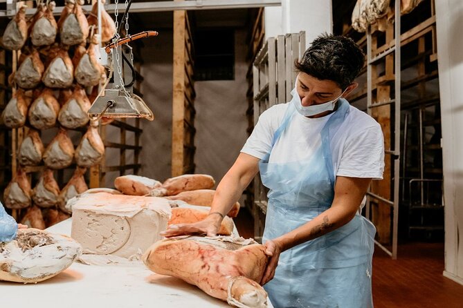 Private Full Day Parma Food Tour: Parmesan Cheese, Parma Ham, Lunch, Vinegar - Lunch in Parma: Tortelli d’erbetta, Lambrusco, and Sbrisolona