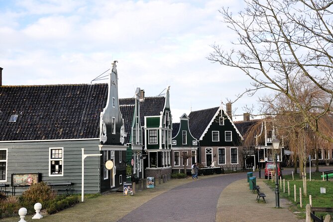 Private Guided Highlights of Holland Tour with Cheese Tasting - How the private route keeps your day from getting messy