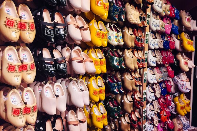 Private Guided Highlights of Holland Tour with Cheese Tasting - Clogs at Kooijman Souvenirs & Clogs, plus the museum context