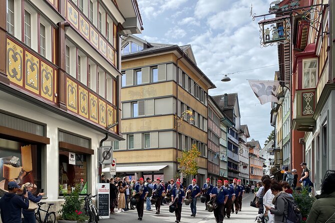 Private Guided Swiss Alps Day Trip from Zurich with Hotel Pick-Up - The most praised parts (and a fair look at the trade-offs)