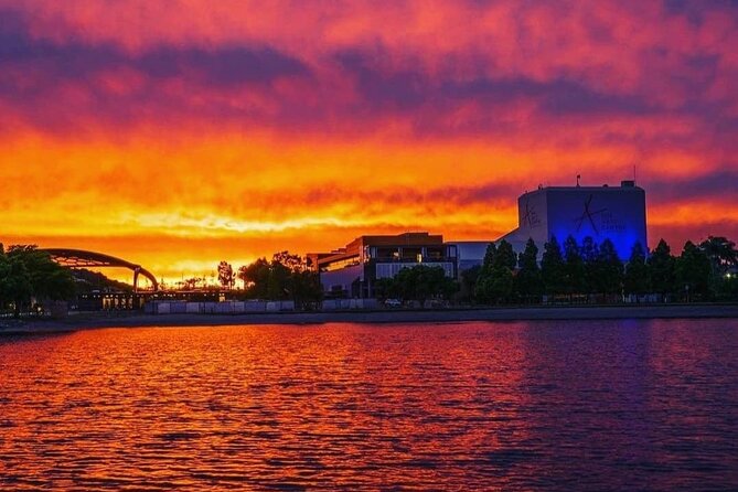 Private, luxury Gold Coast Gondola cruise with cheese & wine - Picking the right evening departure time