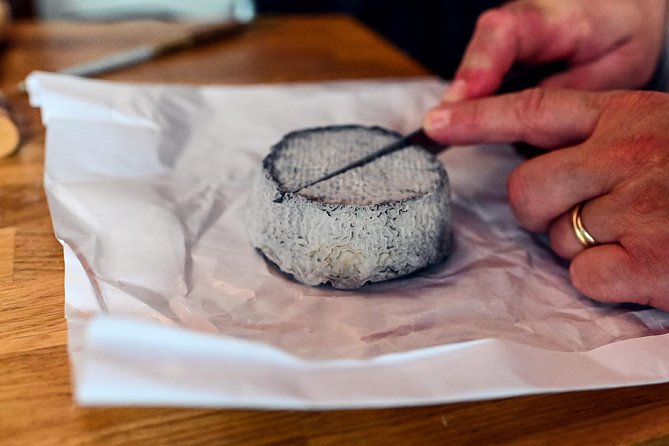 Private Montmartre Food Tour with Wine, Cheese & Pastries - The tasting lineup: what you actually get to eat