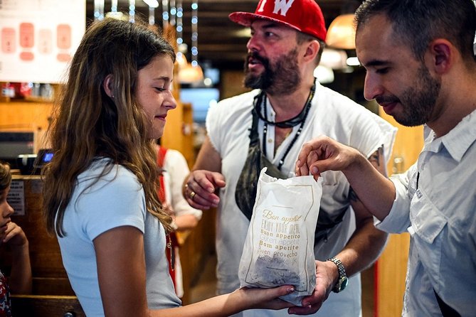 Private Montmartre Food Tour with Wine, Cheese & Pastries - Wine with your cheese and pastry route: how to think about it