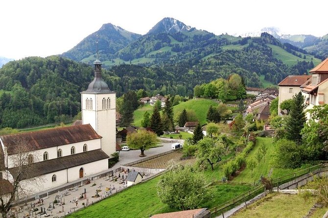 Private Swiss Cheese and Chocolate Tour from Interlaken - Hotel Pickup and Prebooked Entry: The Time-Saver Angle