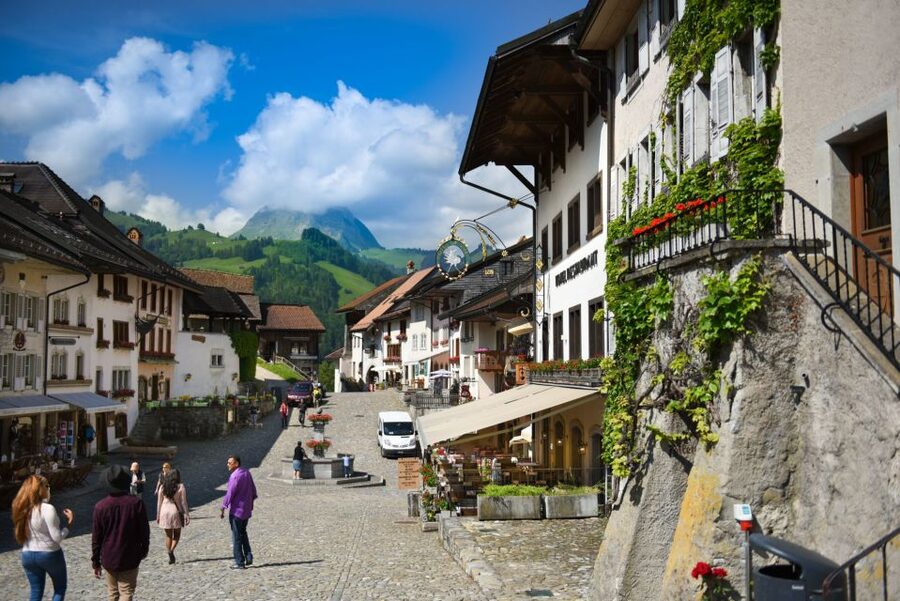 Private Swiss Cheese & Chocolate Tasting Trip in Gruyeres - Who this tour suits best