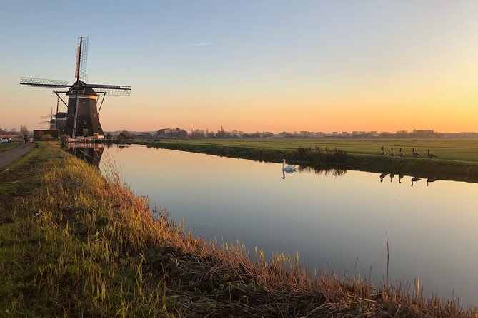 Private tour from Amsterdam, windmills, clogs & cheese.. - Volendam Harbour: Fresh Seafood Energy and Old Dutch Charm