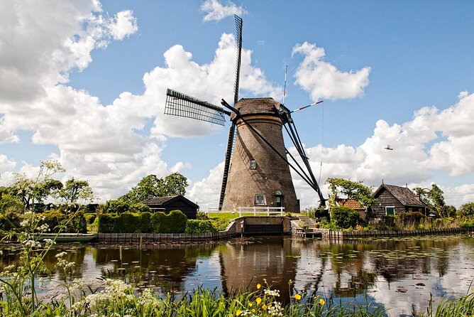 Private tour from Rotterdam to Windmills of Kinderdijk & Gouda Cheese Experience - Kinderdijk’s Windmills: Why the Polder Story Feels So Interesting