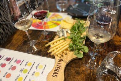 Professional - Bordeaux Wine and Cheese Tasting with a walking tour - Quais de Bordeaux and the Garonne: bridges, trade, and a royal connection
