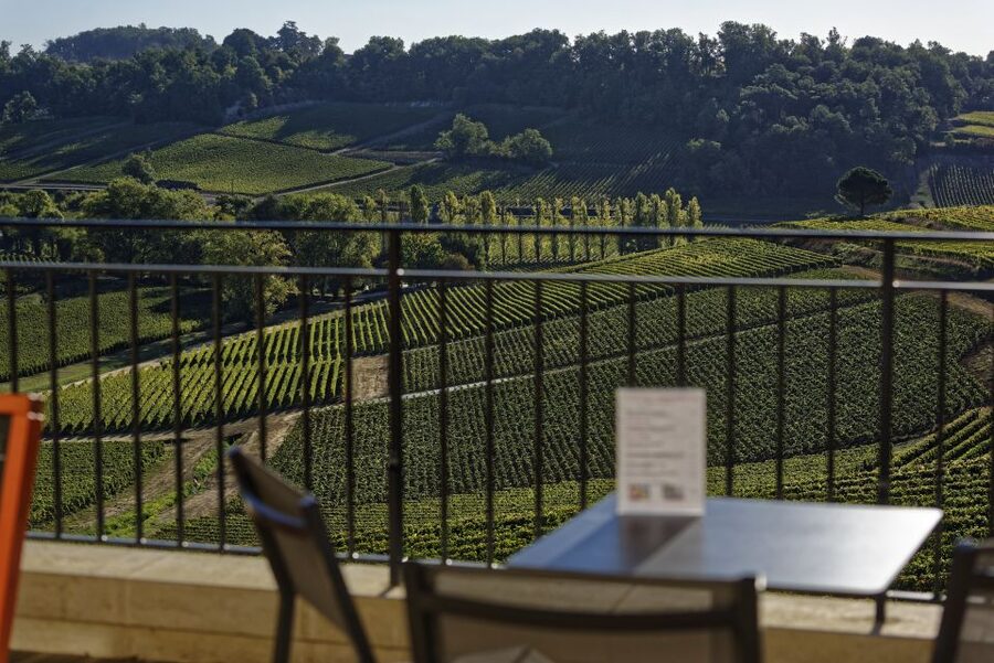 Saint-Emilion: Grand Cru Classé Cheese & Charcuterie Visit - Who should book this Saint-Émilion cheese and wine pairing tour