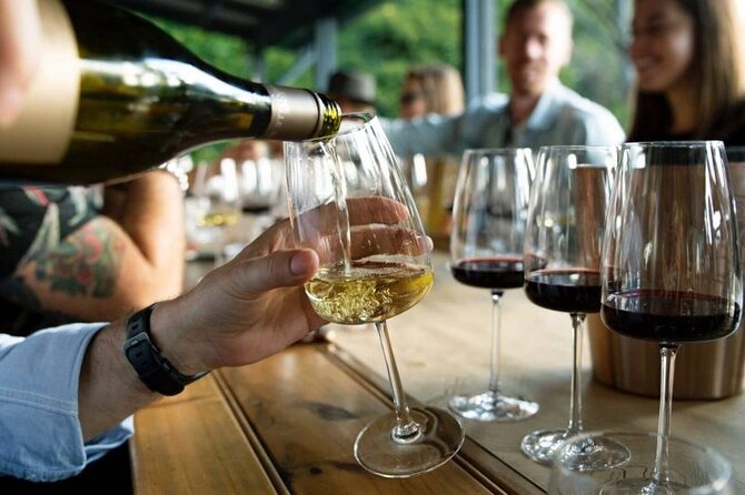 Santiago de Compostela: Cheese and Wine Tasting Experience - A Short, Satisfying Break in Santiago Old Town